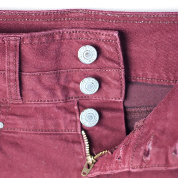 Red shorts, high rise shortie with 3 buttons, size 01 , Brand Ardene - Picture 6 of 10